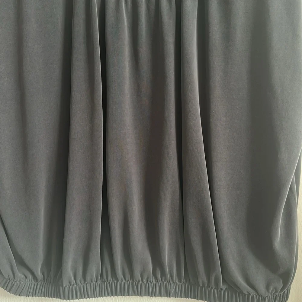 *Excellent Condition* Express Sleeveless Blouse, Sz. L - Picture 9 of 9